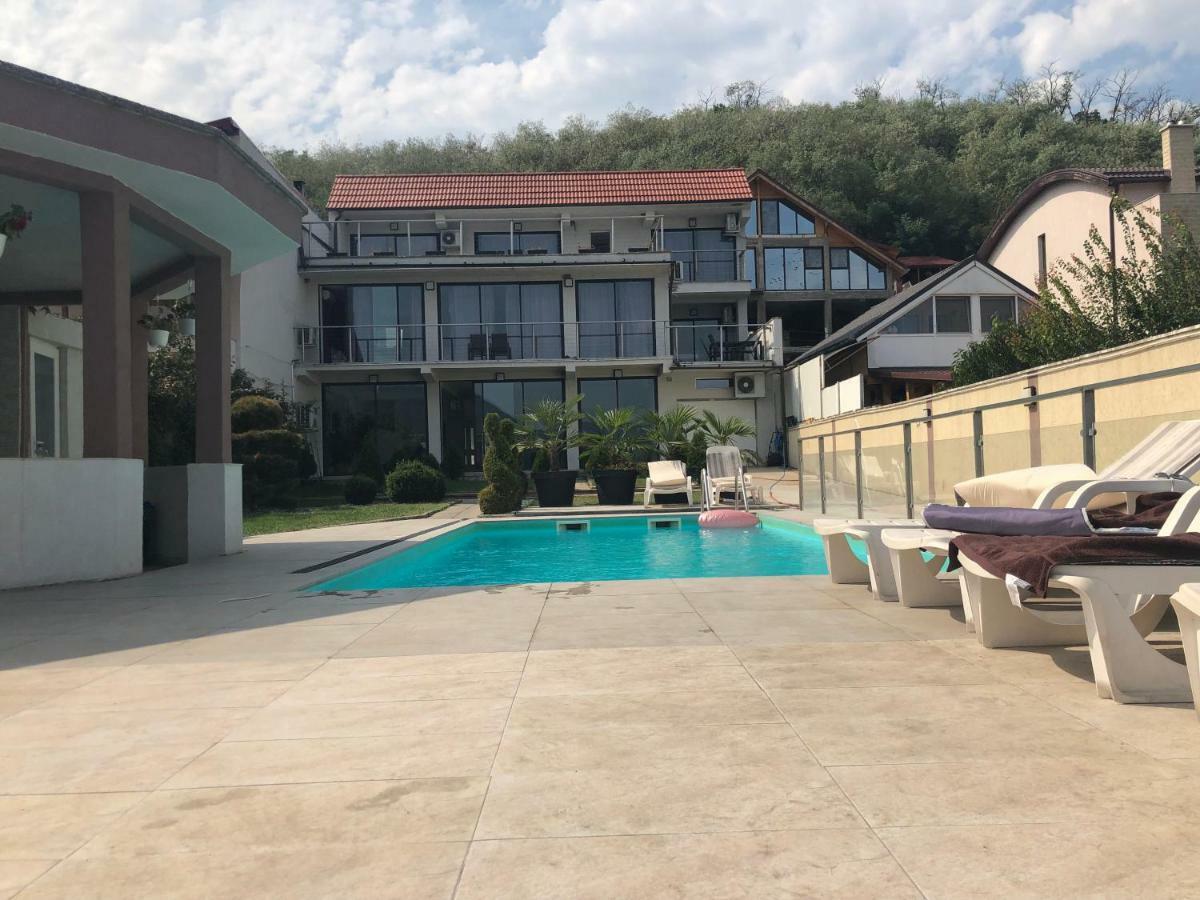 Hotel Casa Doma Orşova Exterior foto