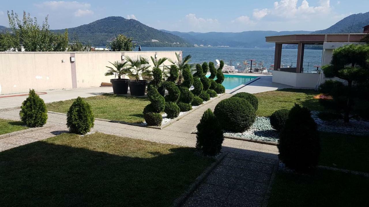 Hotel Casa Doma Orşova Exterior foto